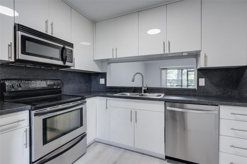 2474-2474 Nw 89th Dr, Coral Springs, FL, 33065-5628 | Card Image