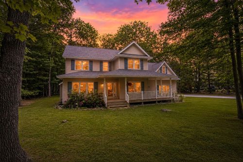 1424 Timber Ridge Dr, Manistee, MI, 49660-9684 | Card Image