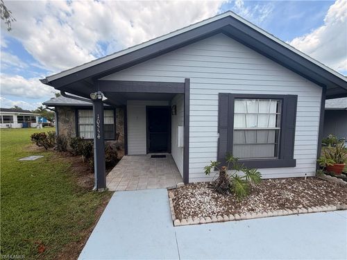 10554 Quincy Ct, LEHIGH ACRES, FL, 33936-7243 | Card Image