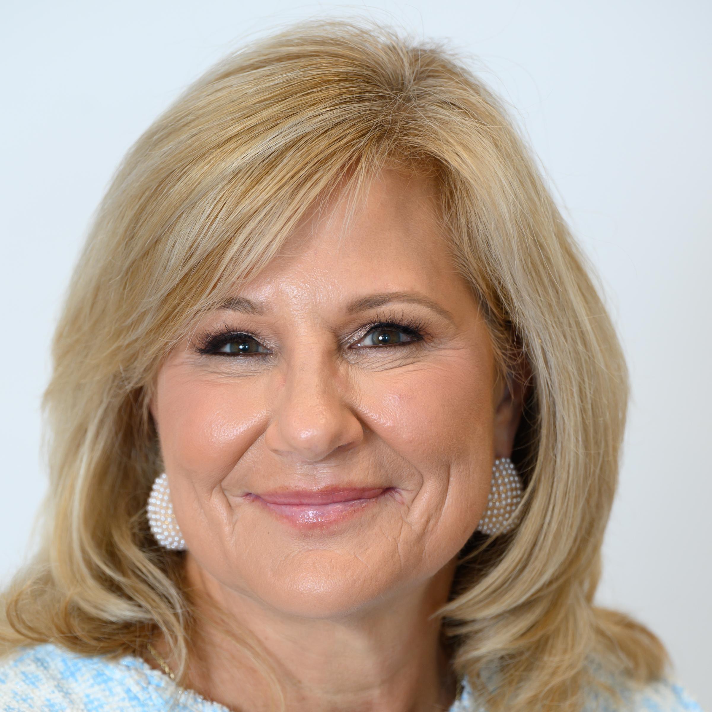 Joanie Hynes