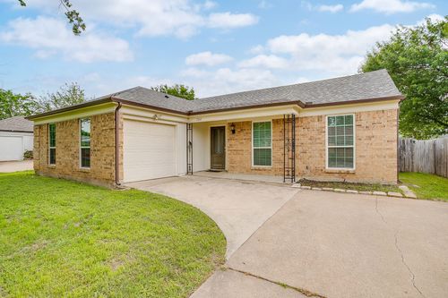 7312 Strawberry Way, Fort Worth, TX, 76137-1328 | Card Image