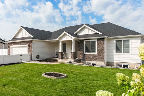 267 S 980 E, Smithfield, UT, 84335-1380 | Card Image