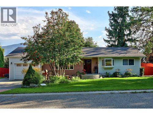1926 Greaves Ave, Merritt, BC, V1K1J3 | Card Image