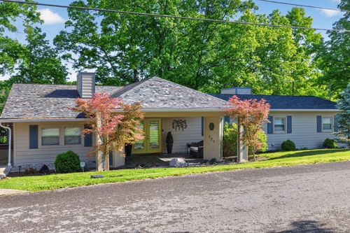 321 Herrington Woods, Harrodsburg, KY, 40330 | Card Image