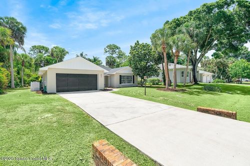 891 46th Ave, Vero Beach, FL, 32966-2842 | Card Image
