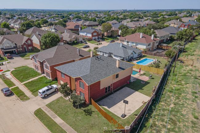 8202 Silverton Dr, House other with 4 bedrooms, 4 bathrooms and null parking in Arlington TX | Image 6