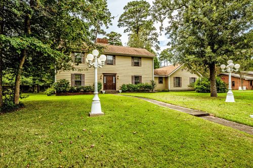 3924 Timberwood Ln, Huntsville, TX, 77340-7246 | Card Image