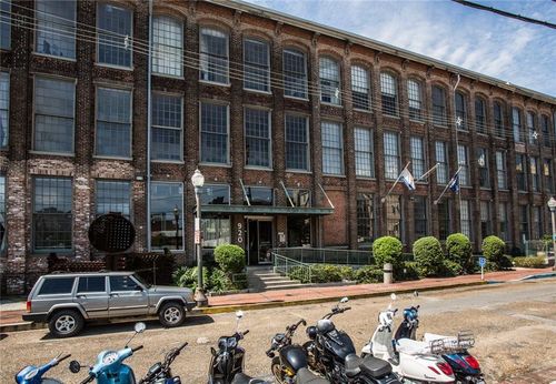 unit-234-920 Poeyfarre St, New Orleans, LA, 70130-3881 | Card Image