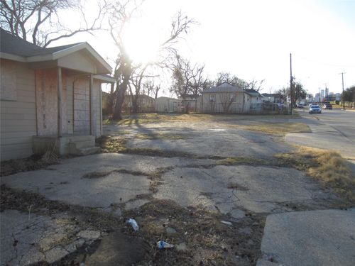 3517 Forney Rd, Dallas, TX, 75223-3115 | Card Image