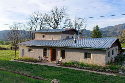 42 Roybal Rd, Penasco, NM, 87553-9717 | Card Image