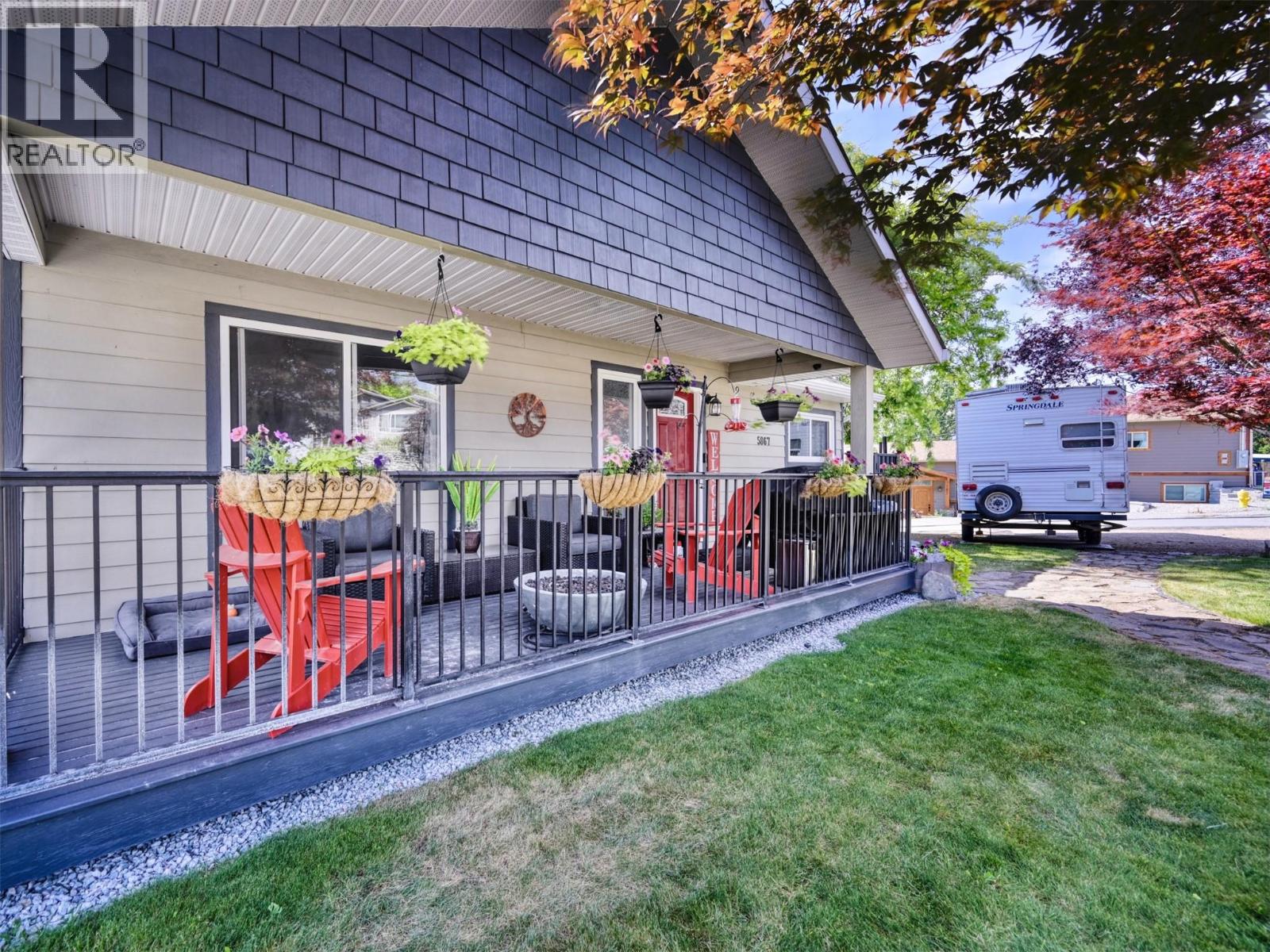 Residential in Oliver 4