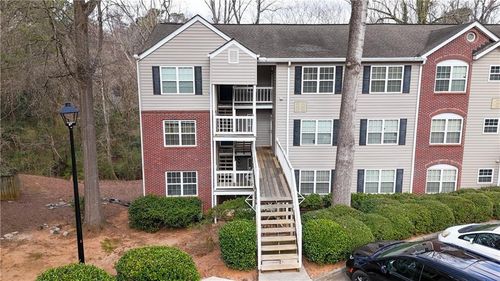 330 Teal Ct, Roswell, GA, 30076-3192 | Card Image