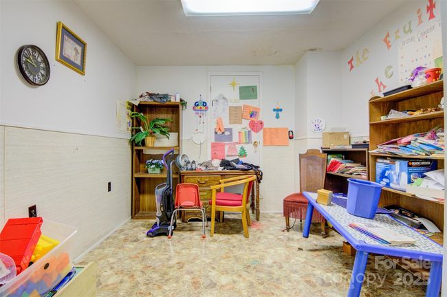 1100 Praley St Sw, Home with 0 bedrooms, 0 bathrooms and 40 parking in Valdese NC | Image 21