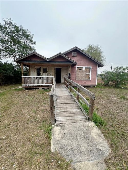 605 E Madison Ave, Harlingen, TX, 78550-5562 | Card Image