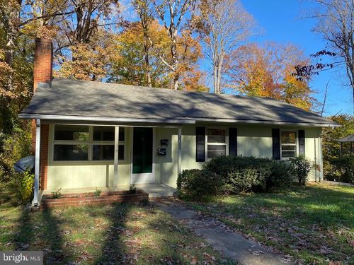 2308 Crestmont Ave, Charlottesville, VA, 22903-3612 | Card Image