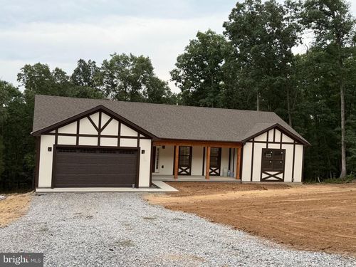 150 E Four Seasons Ln, Gore, VA, 22637 | Card Image