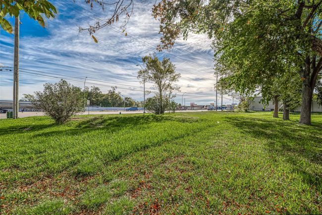 2436 - 2422 S Main St, Home with 0 bedrooms, 0 bathrooms and null parking in Pearland TX | Image 4