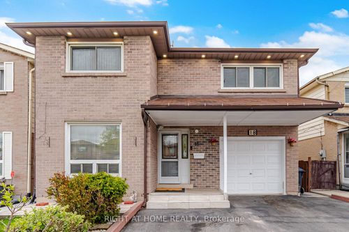 18 Mercedes Dr, Etobicoke, ON, M9V4T5 | Card Image