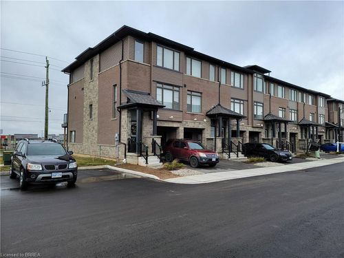 39-120 Court Dr, Paris, ON, N3L0N2 | Card Image