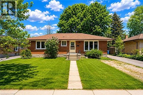 88 Dumbarton Street, Guelph, ON, N1E3T7 | Card Image