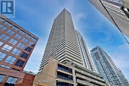3606-2221 Yonge St, Toronto, ON, M4S0B8 | Card Image