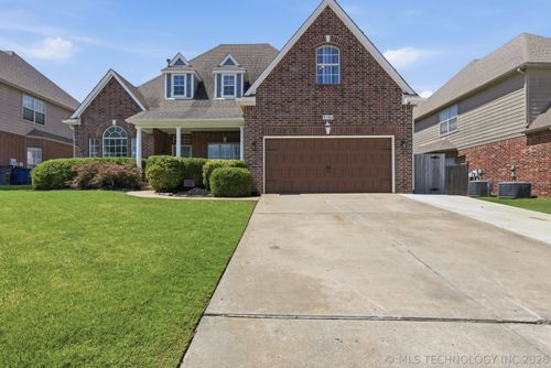 9108 E 77th St, Tulsa, OK, 74133-4922 | Card Image