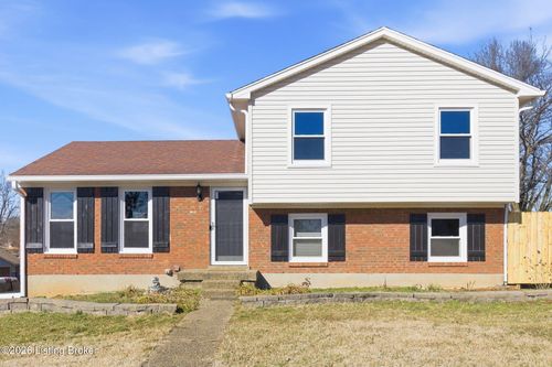 8007 Cloverport Ct, Louisville, KY, 40228-2338 | Card Image