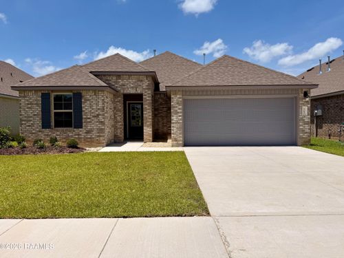 362 Crowne Parc Dr, Opelousas, LA, 70570-6975 | Card Image