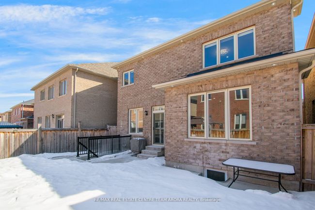 18 Fulmer Rd, House other with 6 bedrooms, 5 bathrooms and 5 parking in Brampton ON | Image 45
