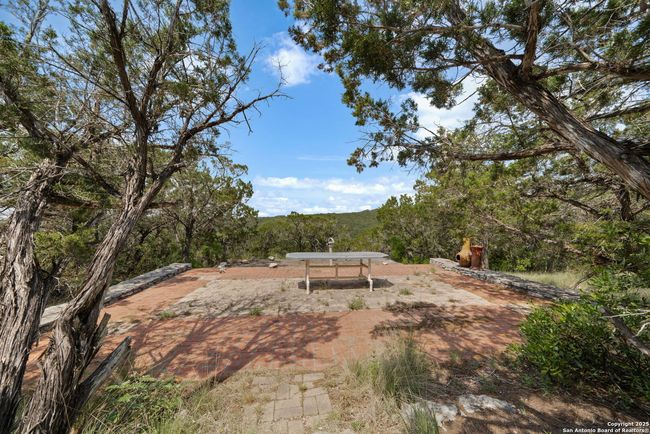 388 Oak Trl, House other with 3 bedrooms, 5 bathrooms and null parking in Pipe Creek TX | Image 39