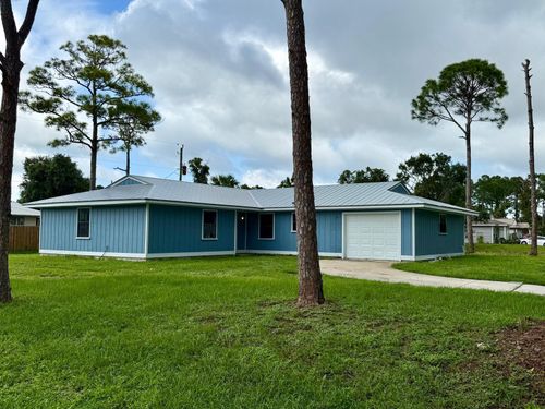 5707 Eastwood Dr, Fort Pierce, FL, 34951-4821 | Card Image