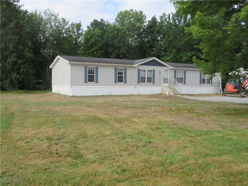 1851 Homestead Dr, Jamestown, PA, 16134-5327 | Card Image
