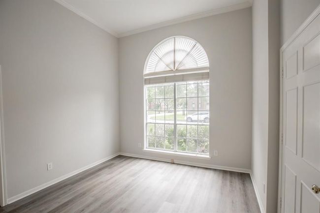 Home office or 5th bedroom | Image 12