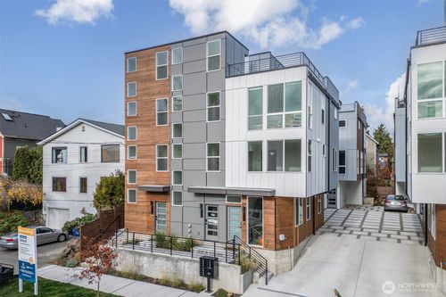 c-826 Nw 52nd St, Seattle, WA, 98107-3640 | Card Image