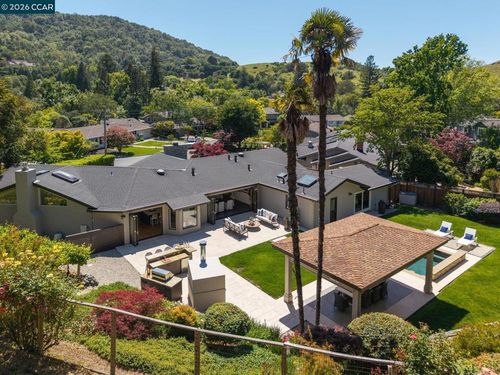 1409 Rimer Dr, Moraga, CA, 94556-2535 | Card Image