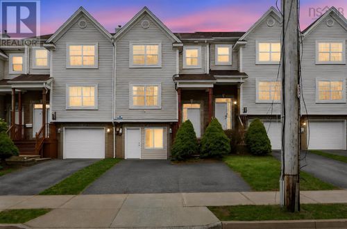 16 Prestwick Close, Halifax, NS, B3S1M4 | Card Image