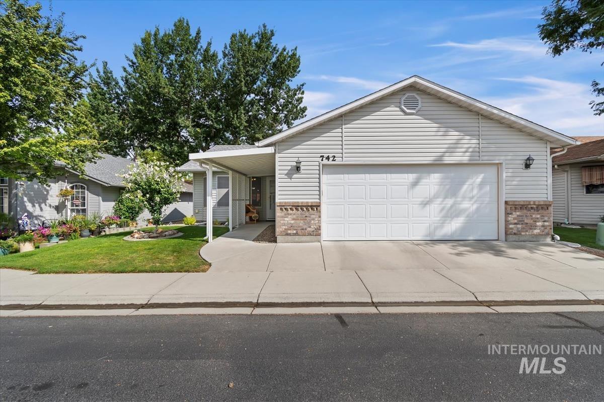 Birmingham Dr, Nampa, ID 83651