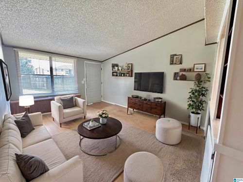 apt-202-1700 Greenbrier Dear Rd, Anniston, AL, 36207-6889 | Card Image