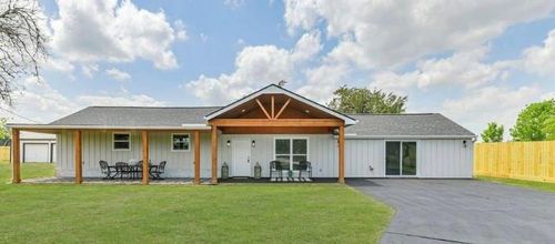 9167 Conner Rd, Washington, TX, 77880-5103 | Card Image