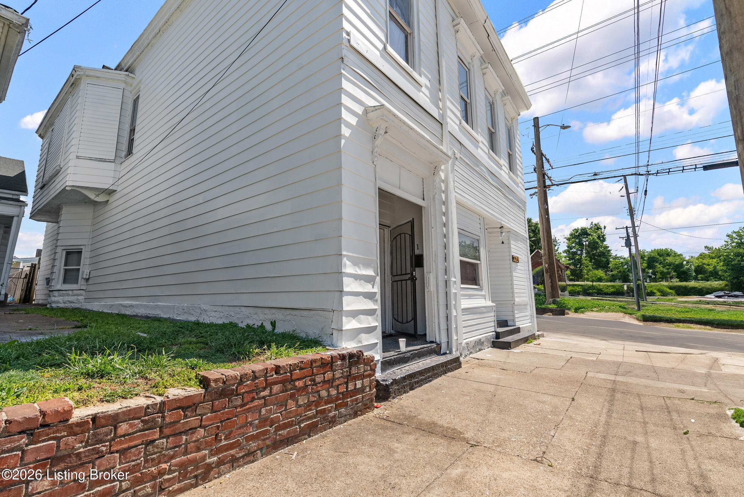 Residential Income in Louisville 4