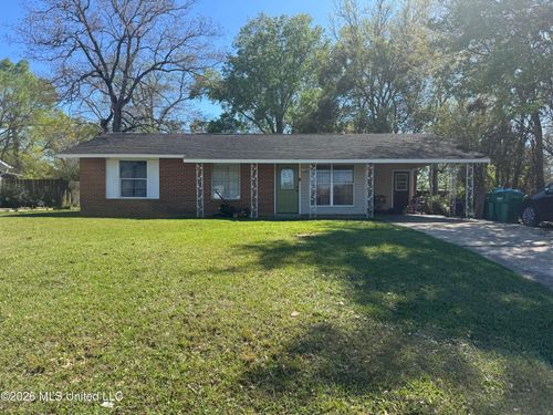 113 Fore St, Gulfport, MS, 39503-3298 | Card Image