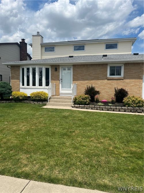 80 Knollwood Dr, Cheektowaga, NY, 14227-2619 | Card Image