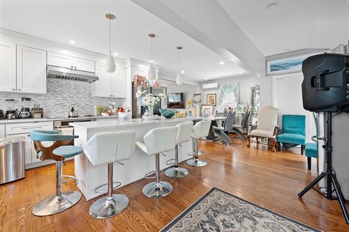 28 Wilmarth Rd, Randolph, MA, 02368-4968 | Card Image