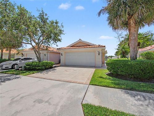 8357 Se Double Tree Dr, Hobe Sound, FL, 33455-8238 | Card Image