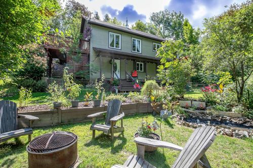 20 Rue Blais, Val des Monts, QC, J8N4G8 | Card Image