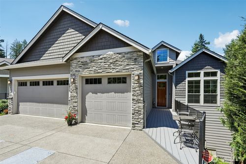 2017 Nw 40th Ave, Camas, WA, 98607-8504 | Card Image