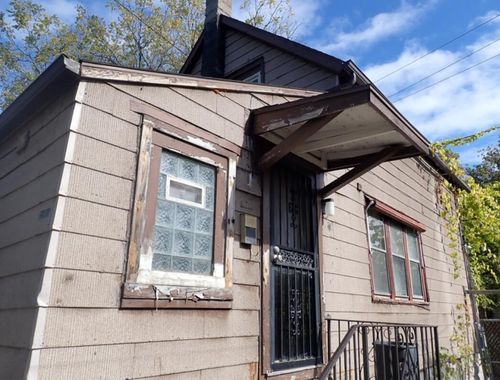 2910 N 9th St, Milwaukee, WI, 53206 | Card Image