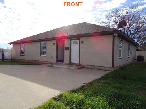 810 Chestnut St, Abilene, TX, 79602-2621 | Card Image