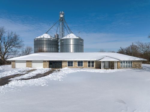 986 W State Road 168, Fort Branch, IN, 47648-8219 | Card Image