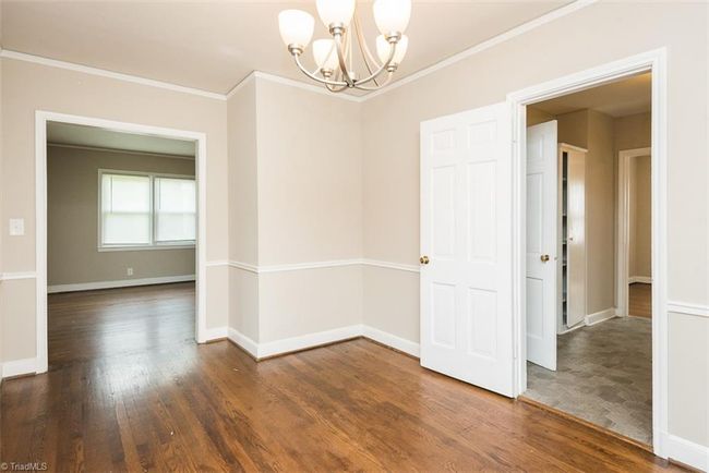 1011 W Wendover Ave, House other with 2 bedrooms, 2 bathrooms and null parking in Greensboro NC | Image 11